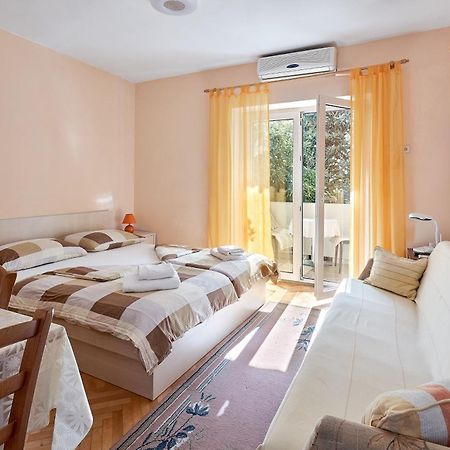 Apartments Ljubica มาคาร์สกา ภายนอก รูปภาพ