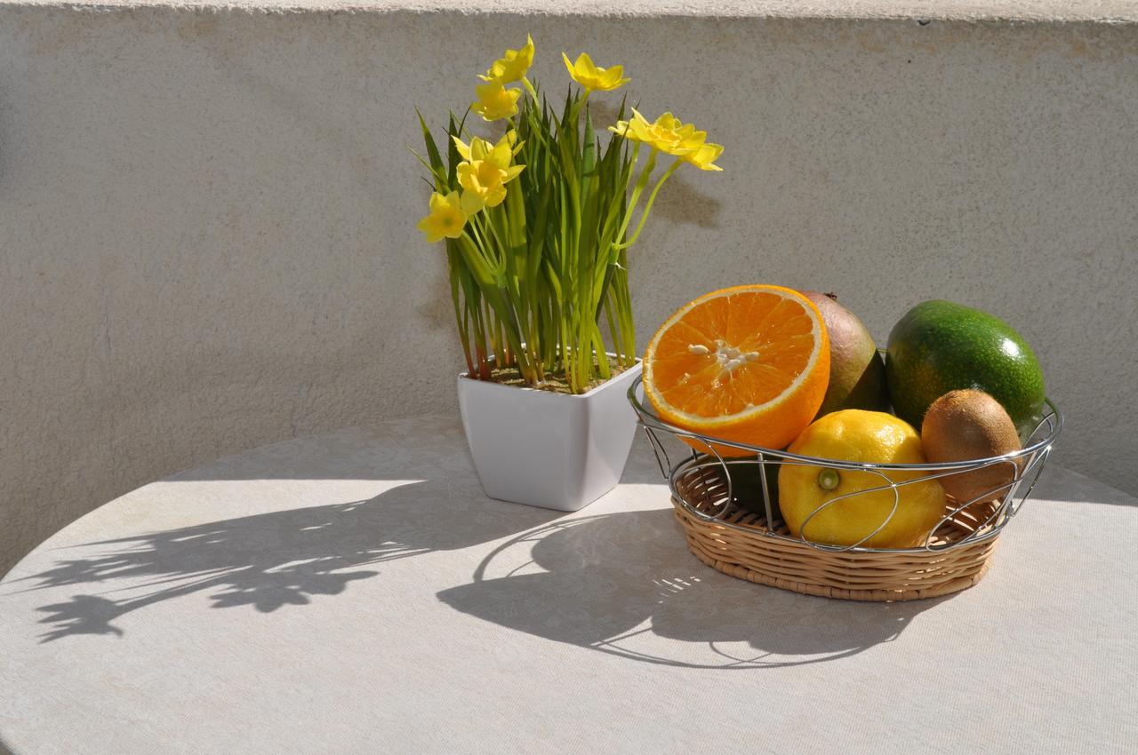 Apartments Ljubica มาคาร์สกา ภายนอก รูปภาพ