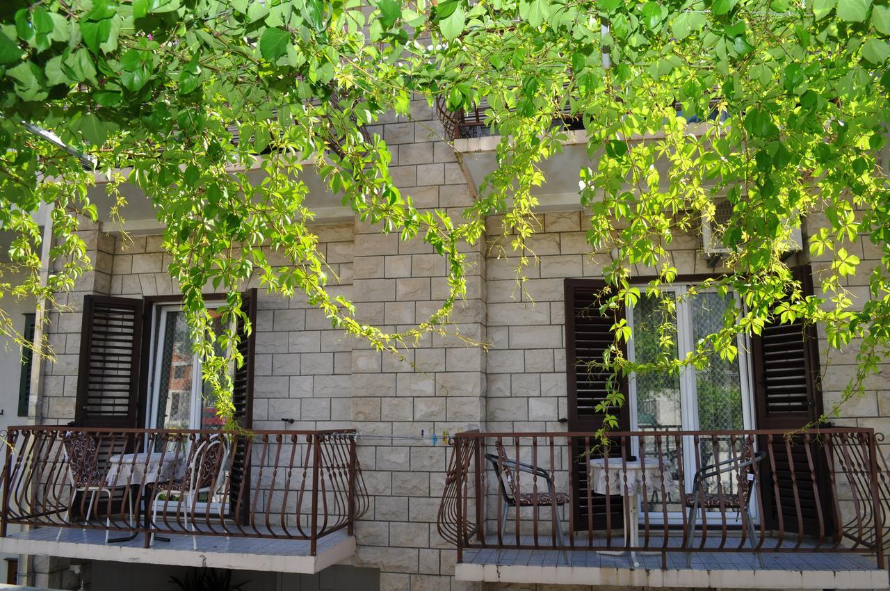 Apartments Ljubica มาคาร์สกา ภายนอก รูปภาพ