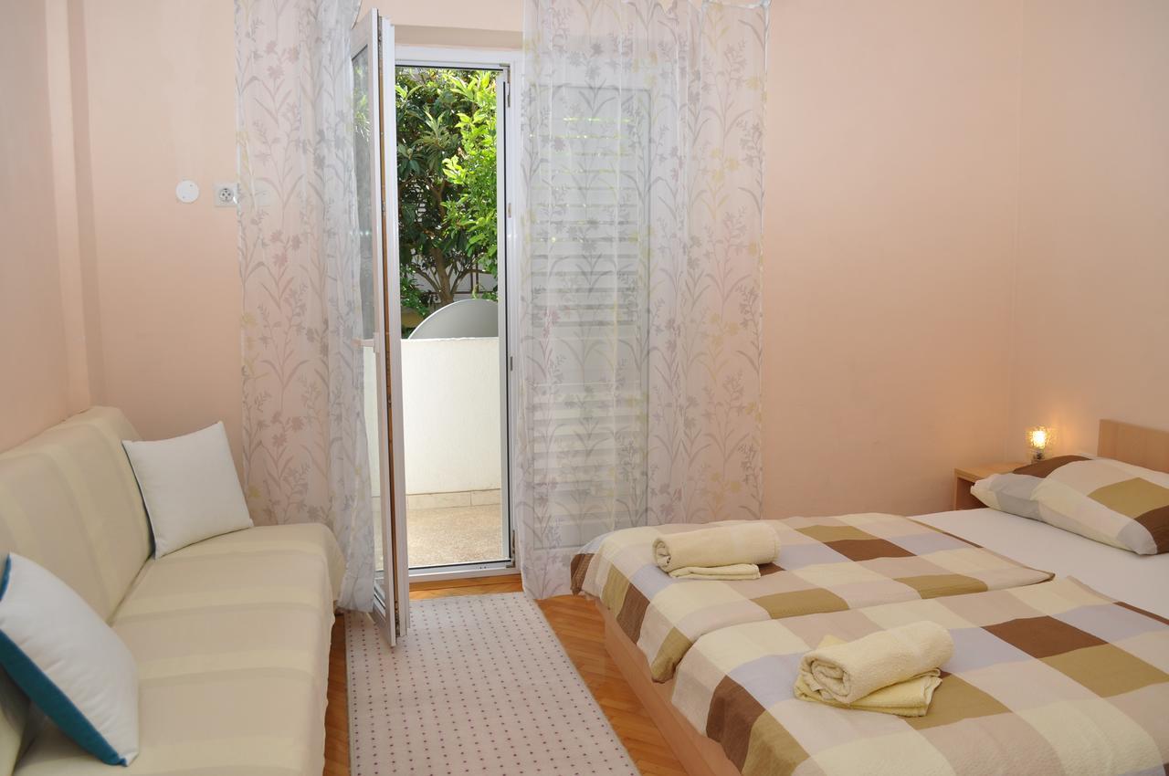 Apartments Ljubica มาคาร์สกา ภายนอก รูปภาพ