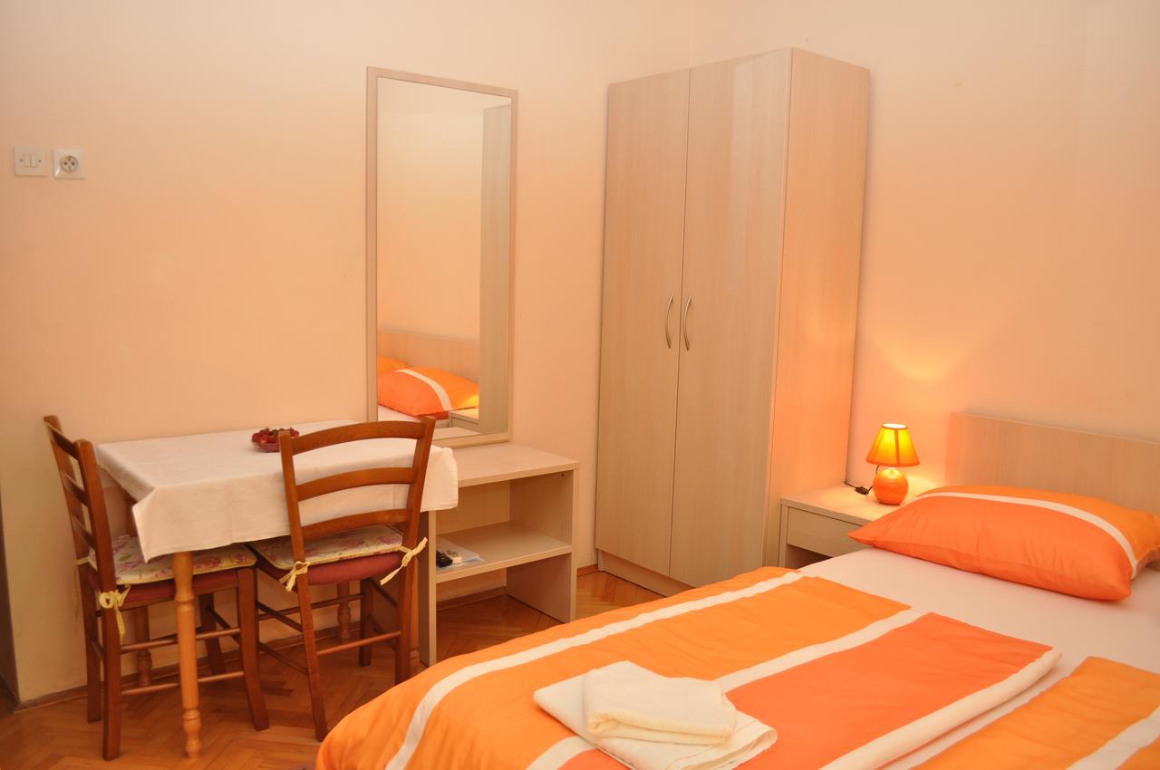 Apartments Ljubica มาคาร์สกา ภายนอก รูปภาพ