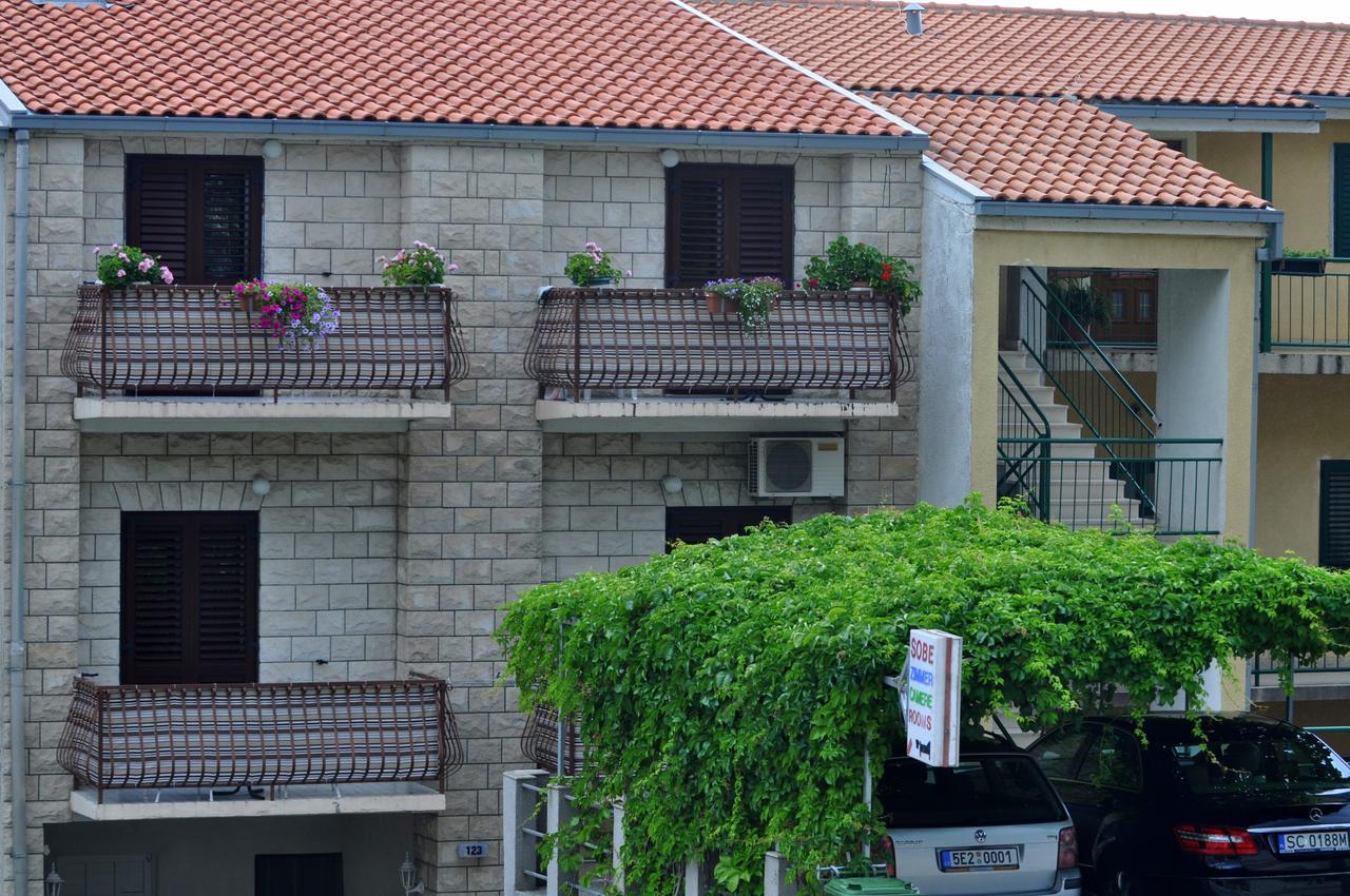 Apartments Ljubica มาคาร์สกา ภายนอก รูปภาพ