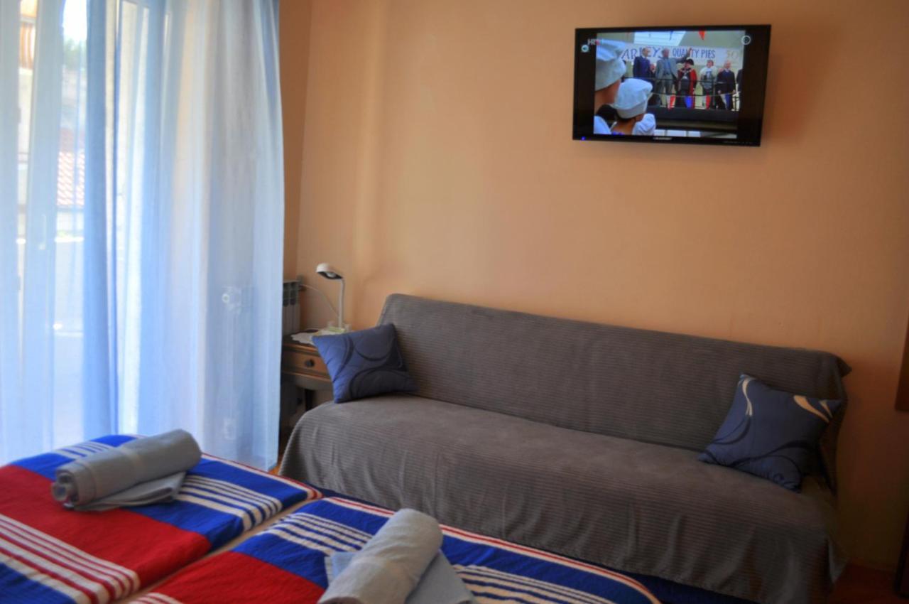 Apartments Ljubica มาคาร์สกา ภายนอก รูปภาพ