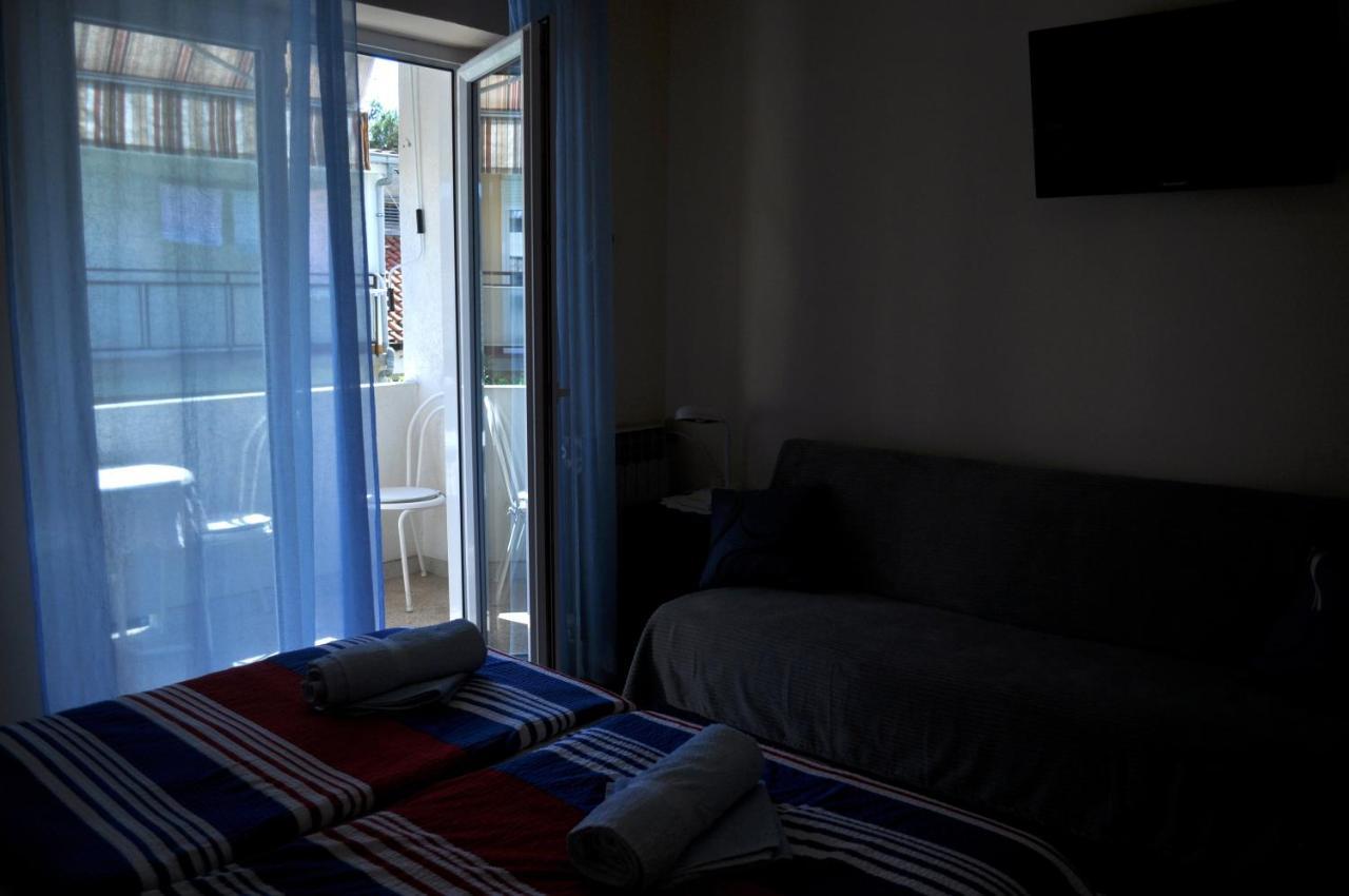 Apartments Ljubica มาคาร์สกา ภายนอก รูปภาพ